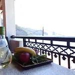 Dandidis Seaside Pension