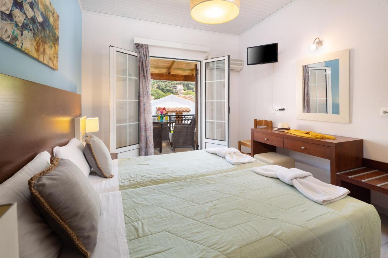 Dandidis Seaside Guest house