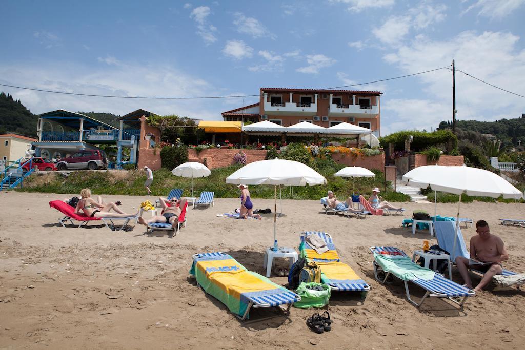 Dandidis Seaside Guest house *